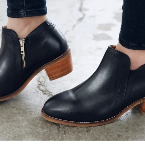 Xena Shoes - Xena Black Leather Steel-toe Shoes Size 10.5